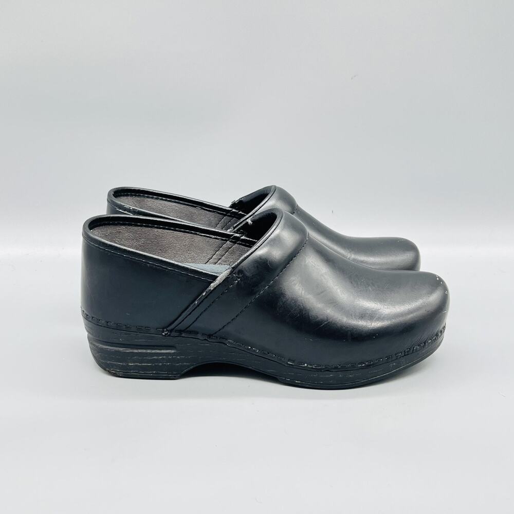 Dansko Shoes Womens 8.5 Black Leather XP Clogs Slip On Work Nursing Comfort